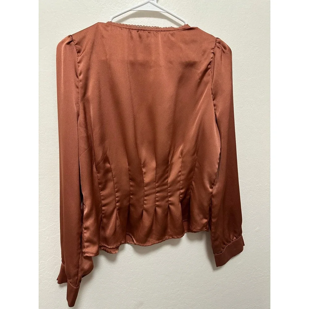 Milly Honey Bronze Satin Lace Trim‎ V Neck Button Front Puff Sleeve Blouse Top L - Picture 8 of 8